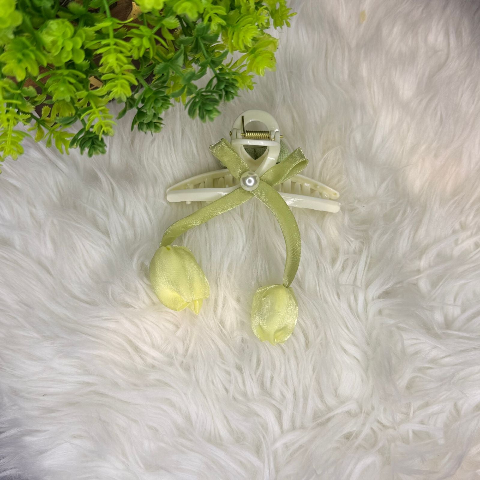 TULIP HAIR CLAW CILP